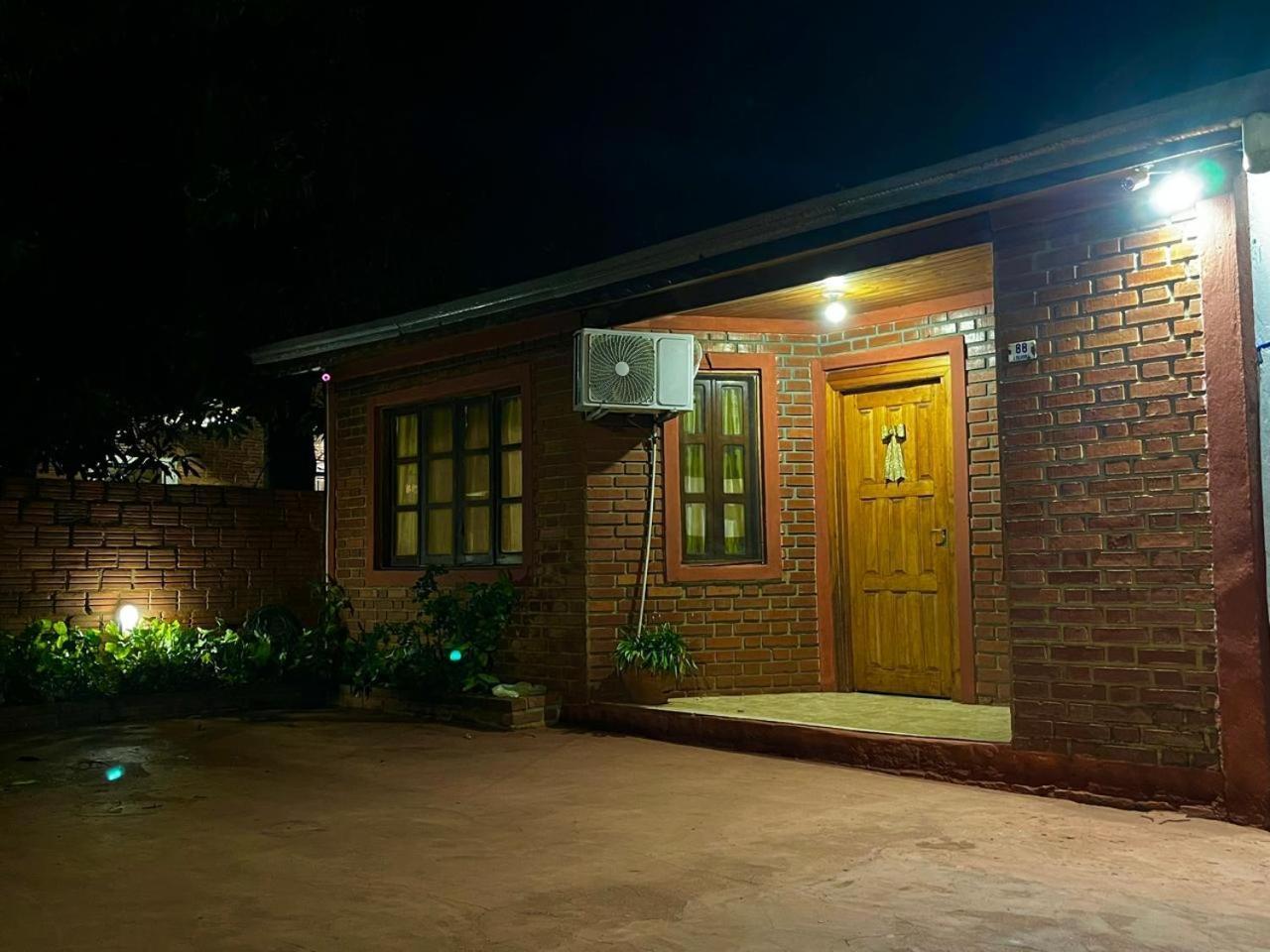 Doña Rosa Villa Puerto Iguazú Exterior foto